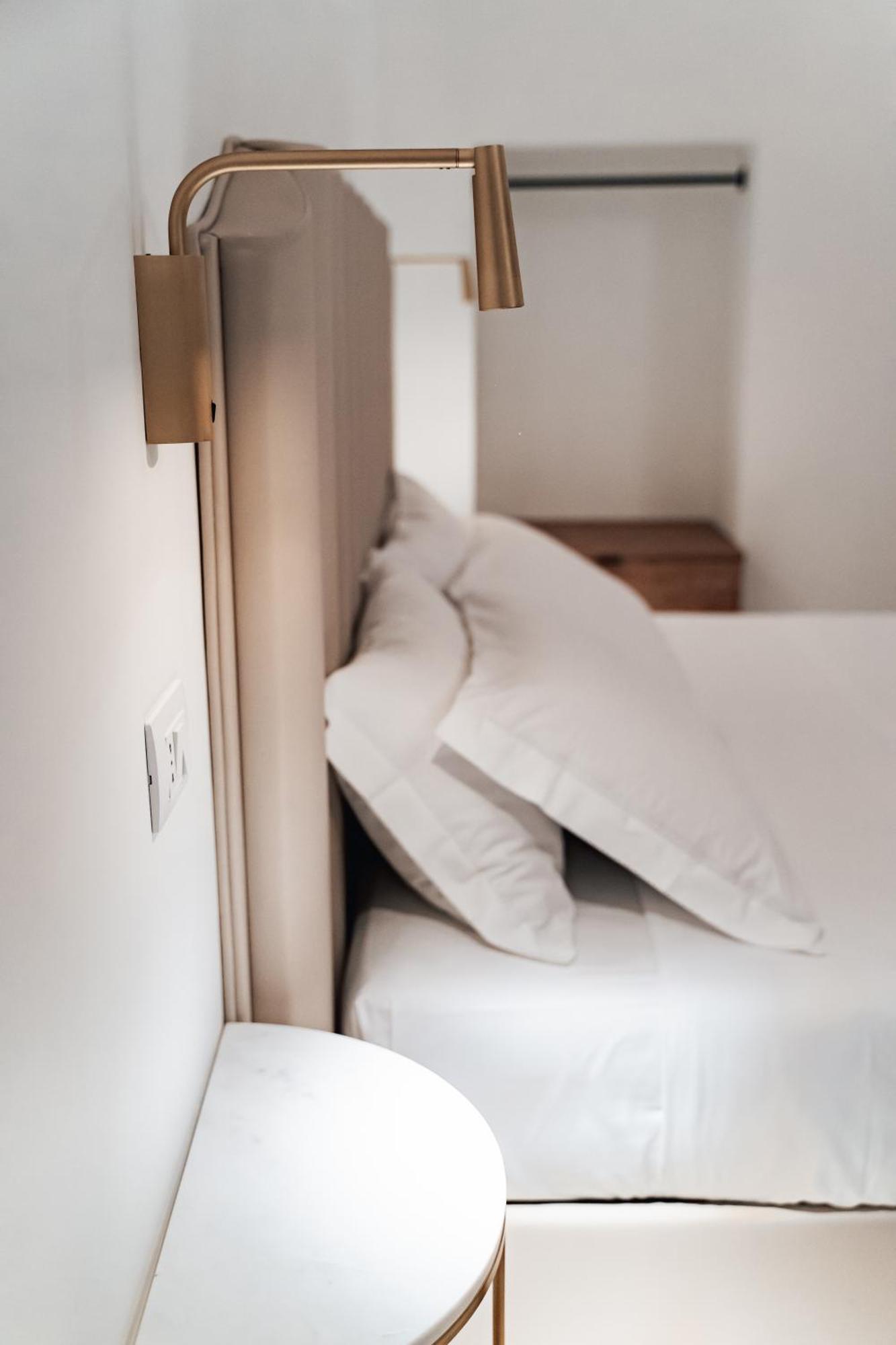 Le Vie Del Centro Luxury Room Matera Bagian luar foto