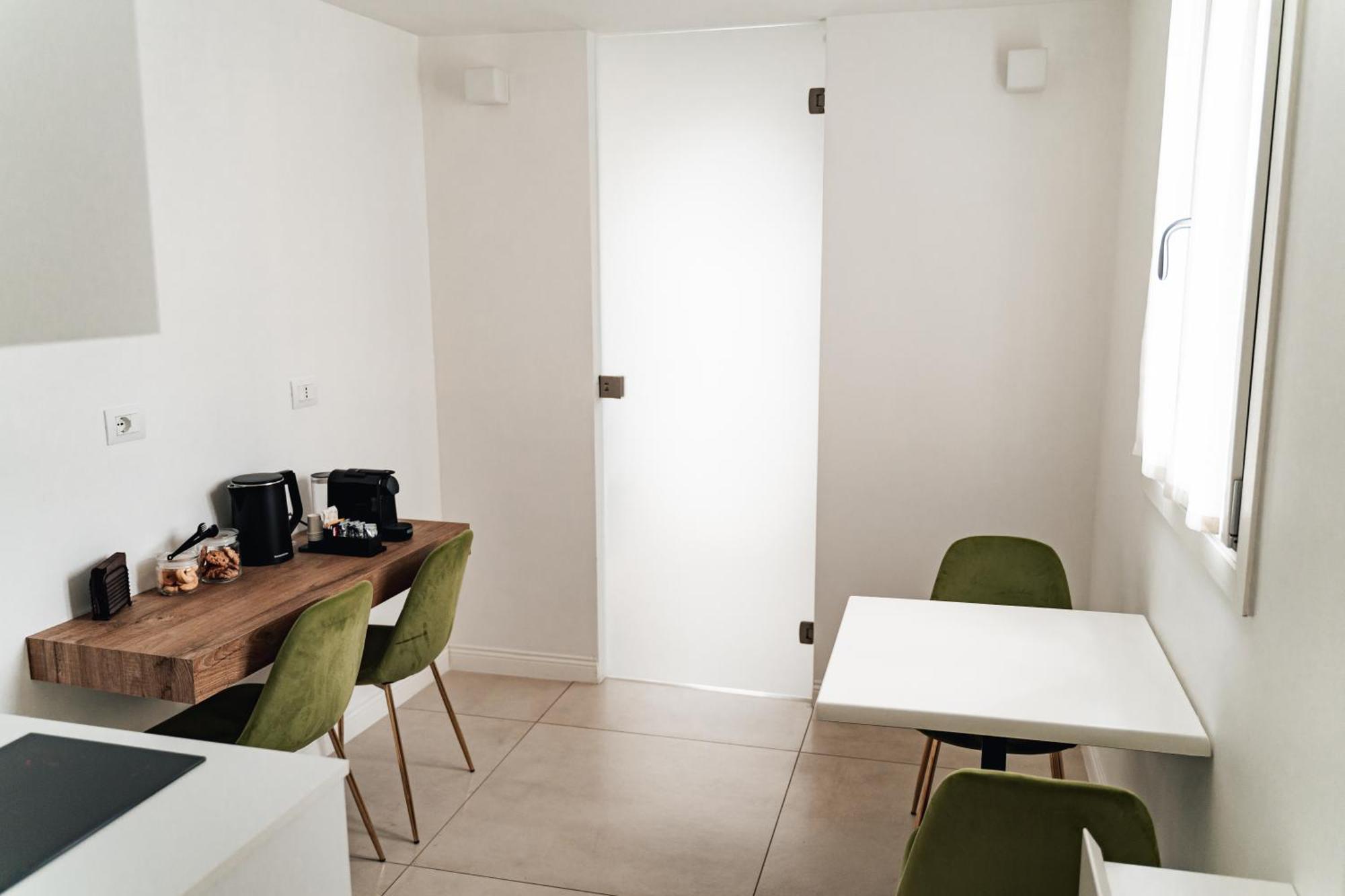 Le Vie Del Centro Luxury Room Matera Bagian luar foto