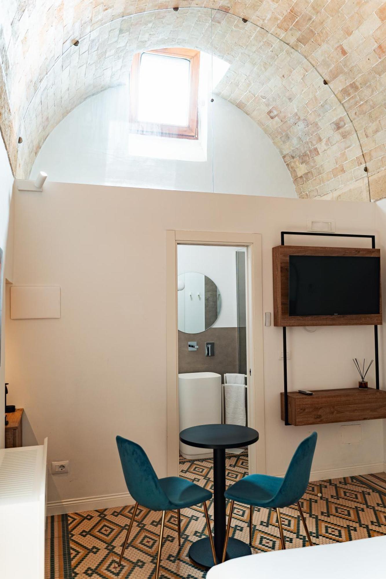 Le Vie Del Centro Luxury Room Matera Bagian luar foto