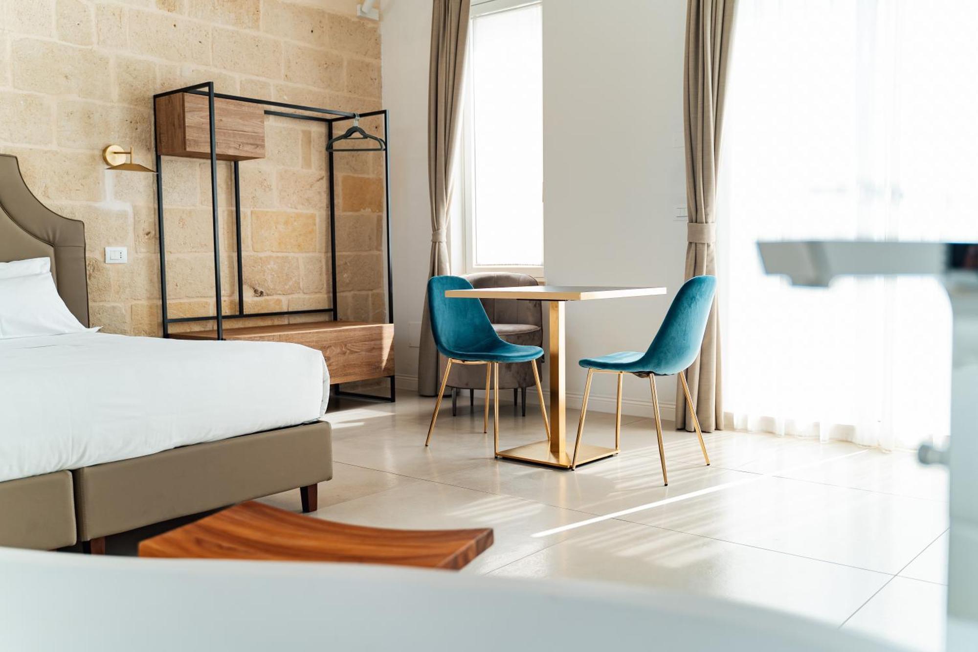 Le Vie Del Centro Luxury Room Matera Bagian luar foto